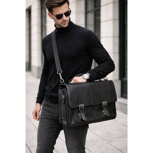 Coach Black Leather Messenger Briefcase Laptop Work Bag Crossbody Strap